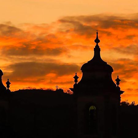 Hotel Pais E Filhos เซาโจเอา เดล เฮย์ ภายนอก รูปภาพ