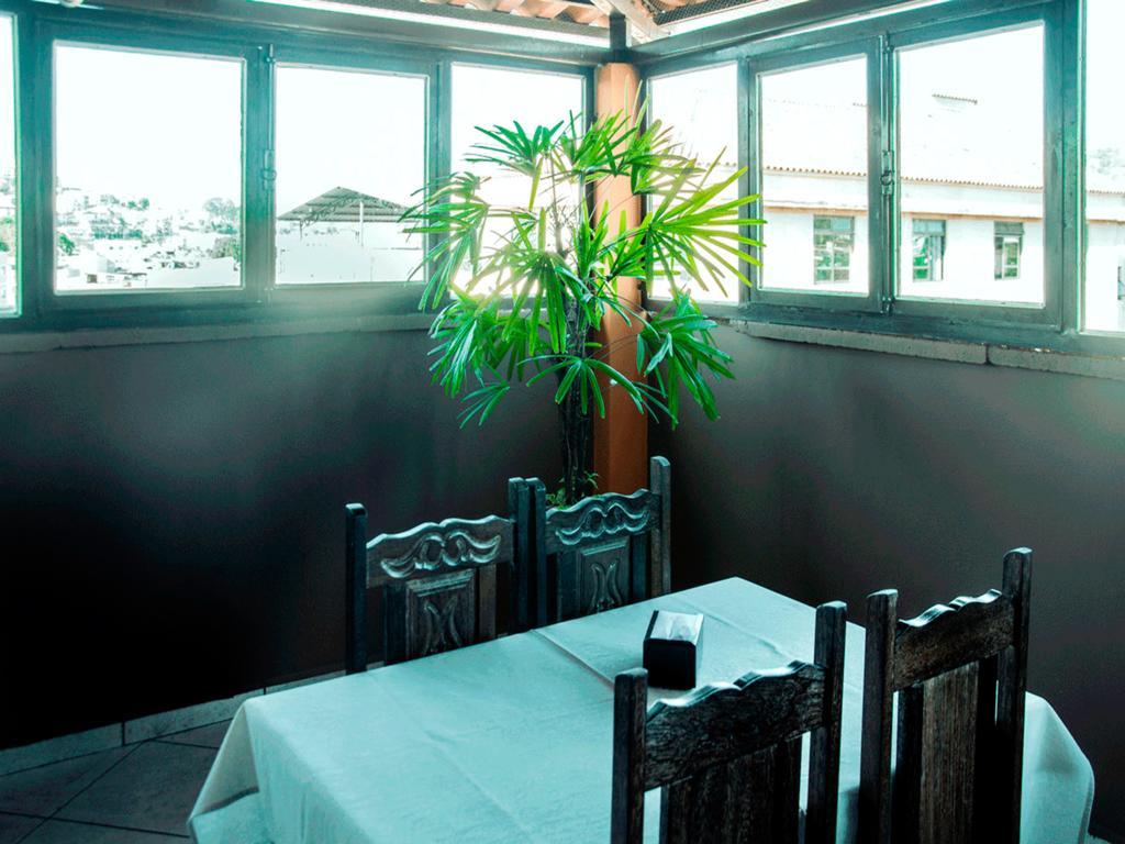 Hotel Pais E Filhos เซาโจเอา เดล เฮย์ ภายนอก รูปภาพ